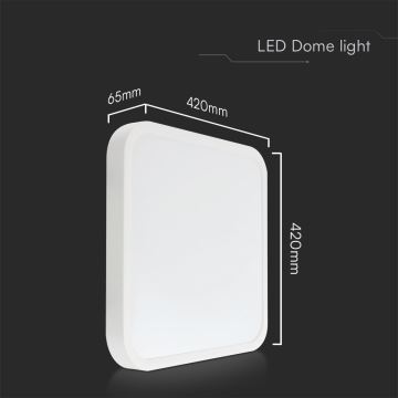 Iluminação de teto para casa de banho LED SAMSUNG CHIP LED/48W/230V IP44 3000K 42x42 cm branco